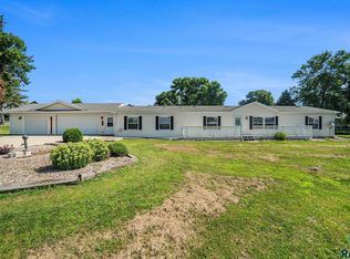 706 S Oak St, Inwood, IA 51240