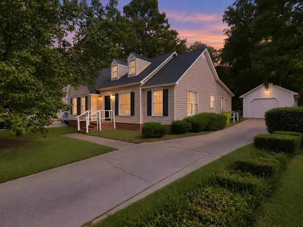 92 Old Well Rd, Irmo, SC 29063