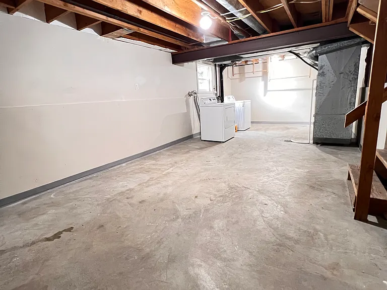 1220 SE 8th St — Photo 10
