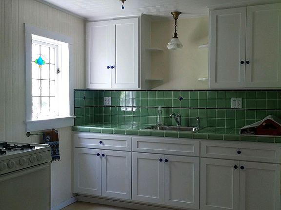 2nd image of 1411 Cabrillo Ave #1/2