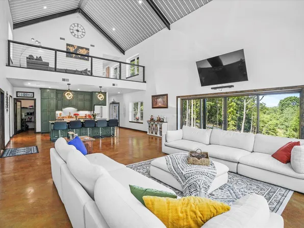 11108 Possum Trail Rd, Harrison, TN 37341