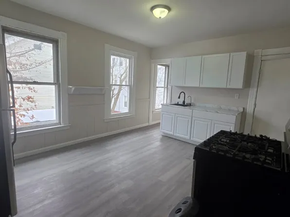 97 Scranton St #1, New Haven, CT 06511