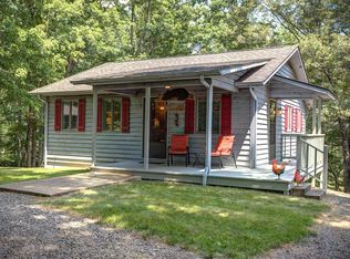 285 Mid Ridge Ln, Independence, VA 24348