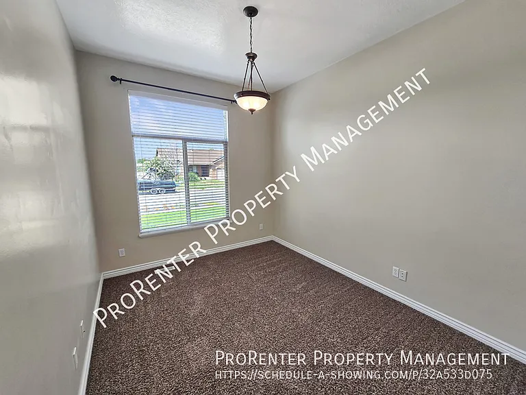 1911 S 1485 W — Photo 18