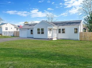27 Lyman Road, East Patchogue, NY 11772