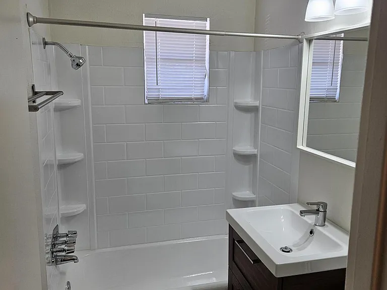 802 W Turney Ave #11A — Photo 11