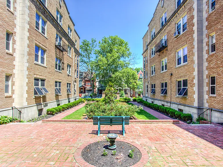 Campus Apartments — Photo 7