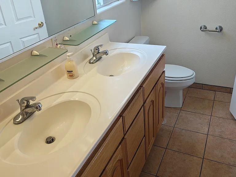4039 W 166th St #XXX — Photo 22