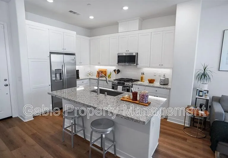 26955 Prospector Rd #303 — Photo 5