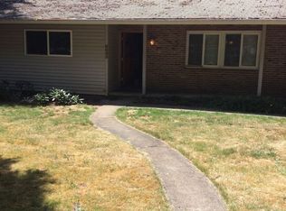 9695 SW River Rd, Hillsboro, OR 97123