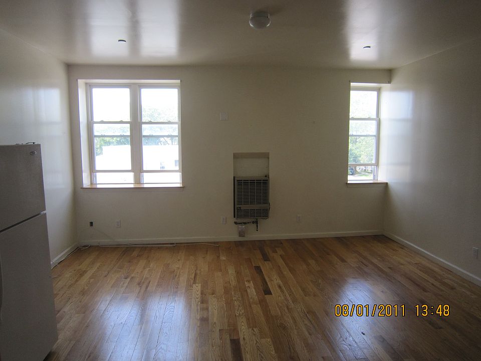 2nd image of 522 Washington Ave APT 3I