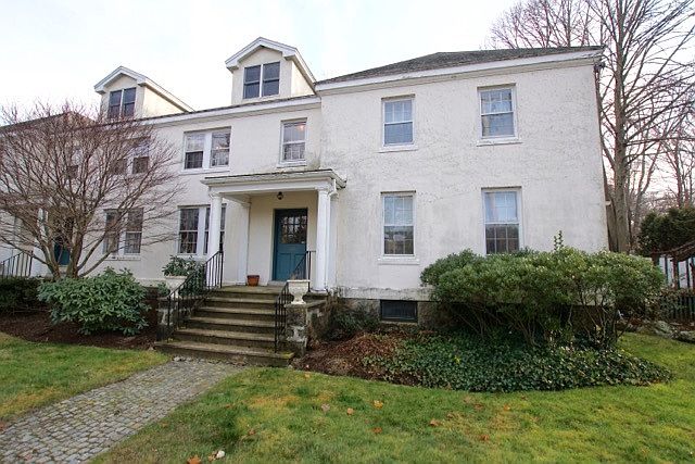 1st image of 619-621 Hale St #4
