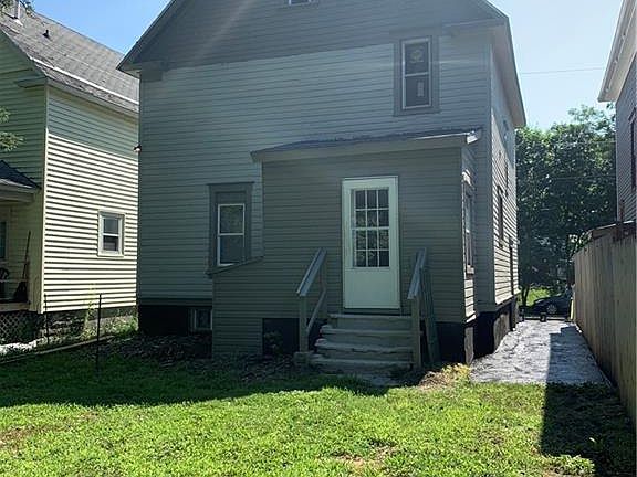3rd image of 112 Edgewood Ave