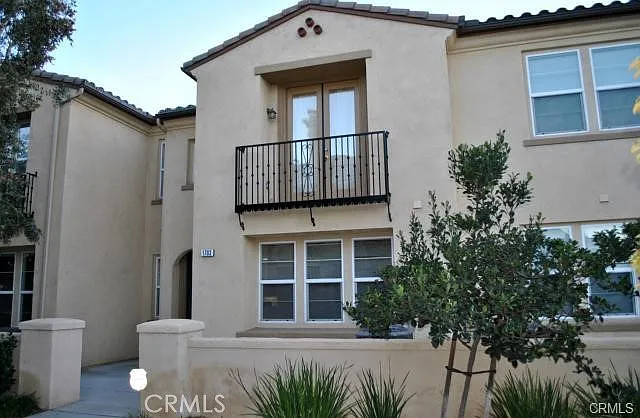 1800 E Lakeshore Dr — Photo 1