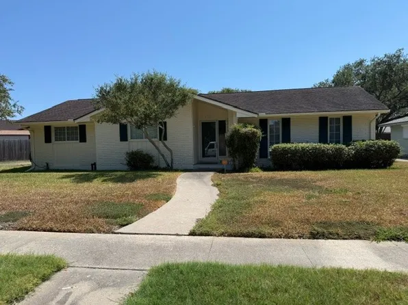 4735 Sea Island Dr, Corpus Christi, TX 78413