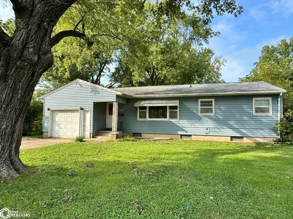 707 W Tyler Ave, Fairfield, IA 52556