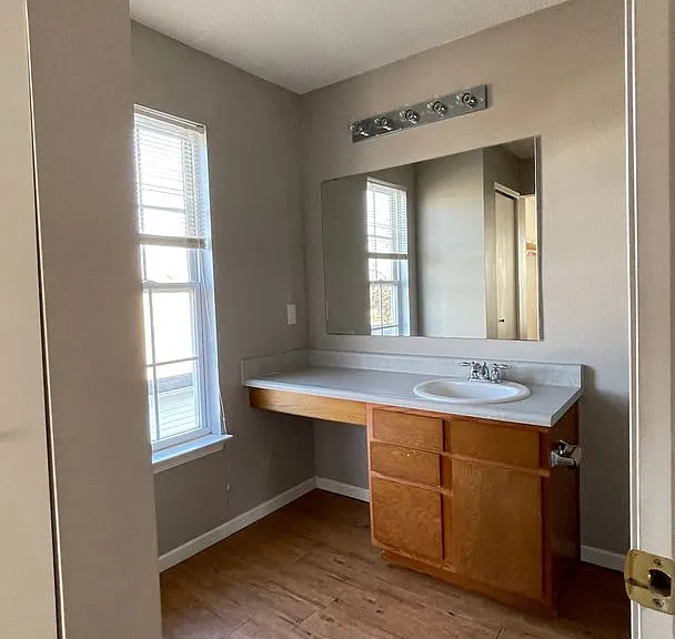 2594 Chilton Dr — Photo 11