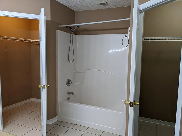 2949 McCarty Ave — Photo 28