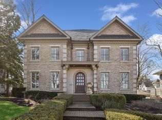 216 E Chicago Ave, Hinsdale, IL