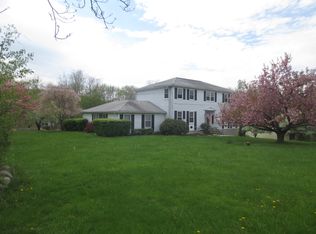 1 Stratfordshire Dr, Sussex, NJ 07461