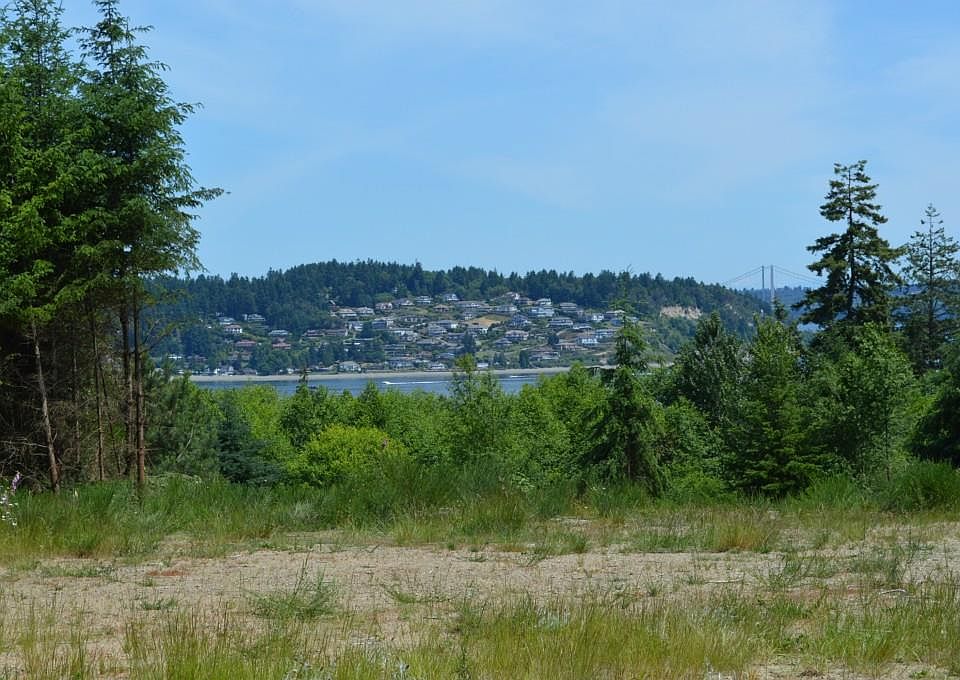 1st image of 1101 Island Blvd