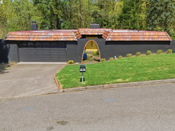 6011 SW Salmon St, Portland, OR 97221
