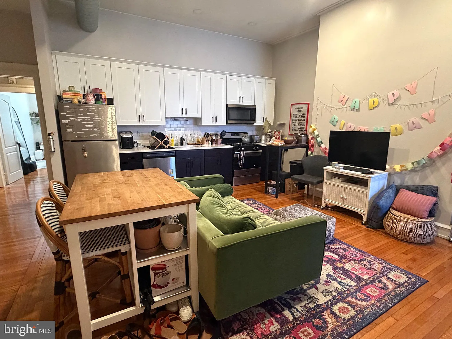 2 bed, 1000 sqft, $2,500 — Photo 1