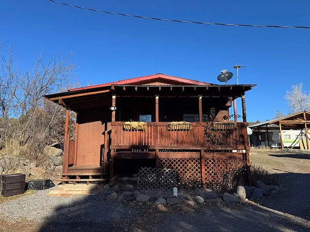 22583 Uintah Rd — Photo 1