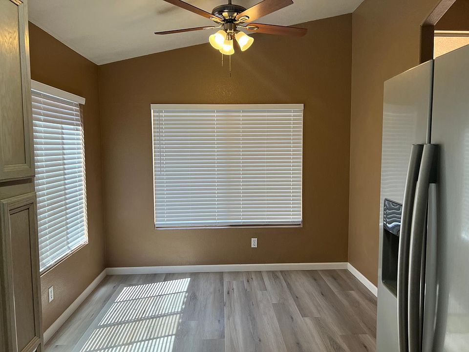 2nd image of 1349 E Cullumber St