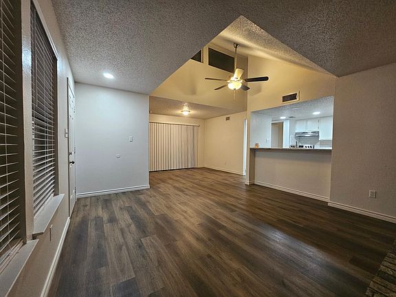 4th image of 4616 Timber Run Dr