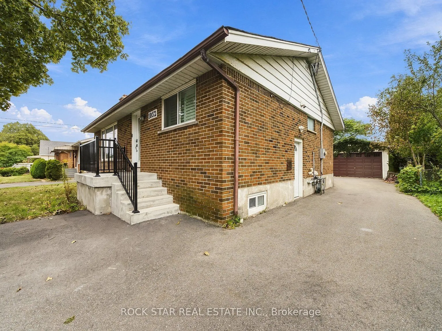 2 bed, $1,850 — Photo 2