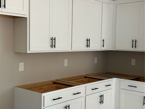 4th image of 91 Lee Road 2232