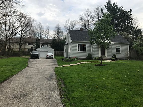 5th image of 44 Hazel Dr