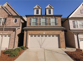 5828 Norfolk Chase Rd, Peachtree Corners, GA 30092