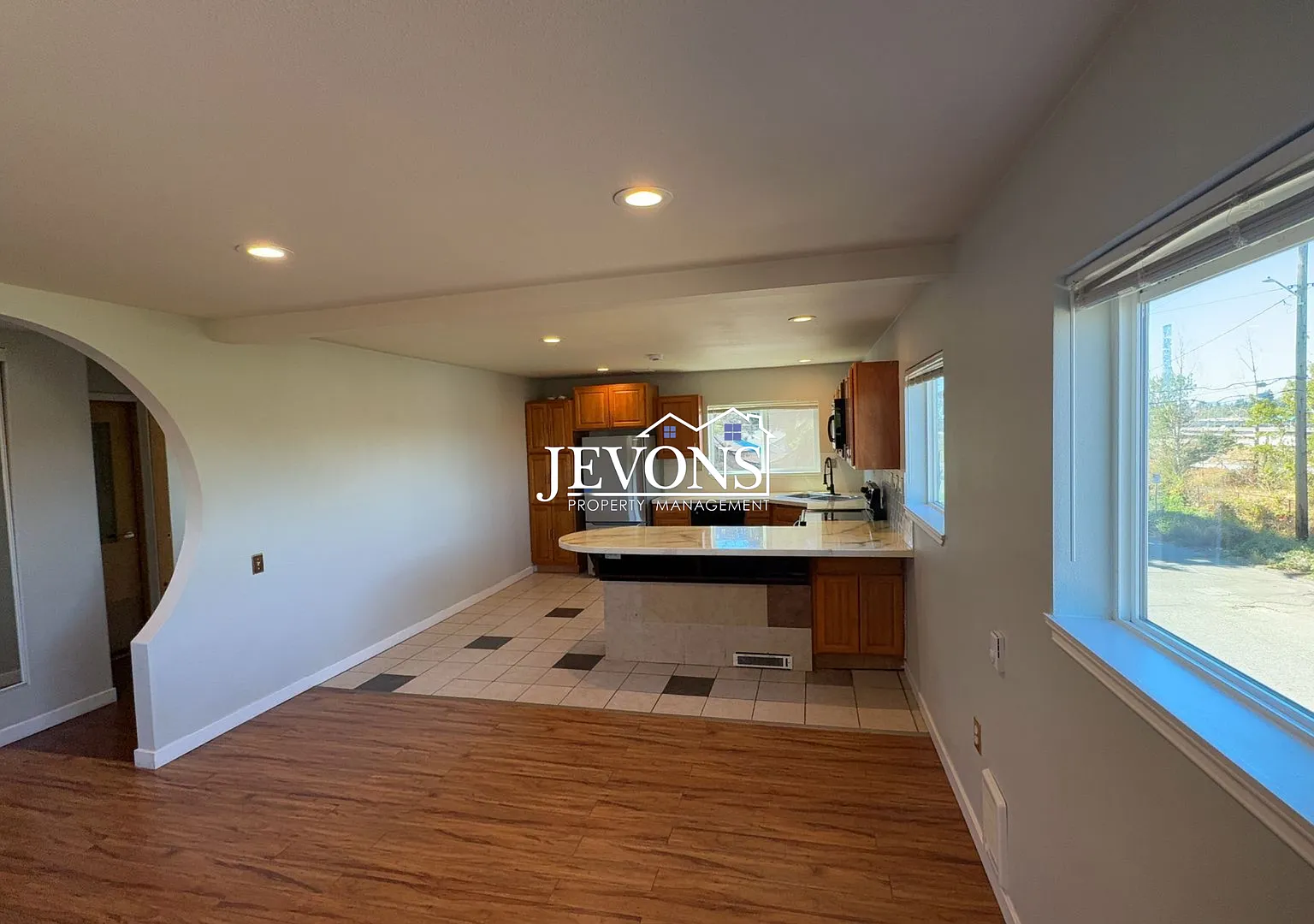3303 S Ainsworth Ave Tacoma, WA 98418 — Photo 2