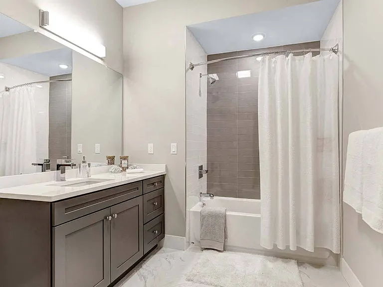 Reserve at Lakeside 55+ — Photo 15