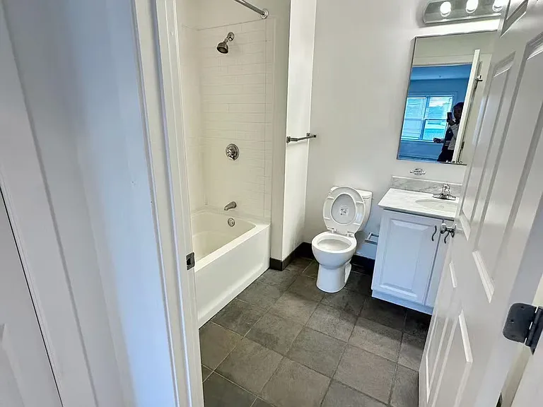 120 Mountfort St #404 — Photo 10
