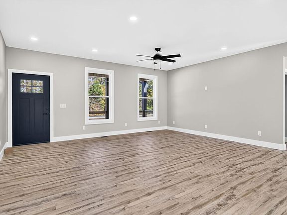 5th image of 1801 Highland Mountain Rd