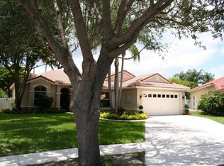 6020 Royal Birkdale Dr, Lake Worth, FL 33463