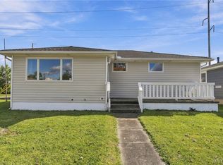 129 Satinwood Dr, Cheektowaga, NY 14225