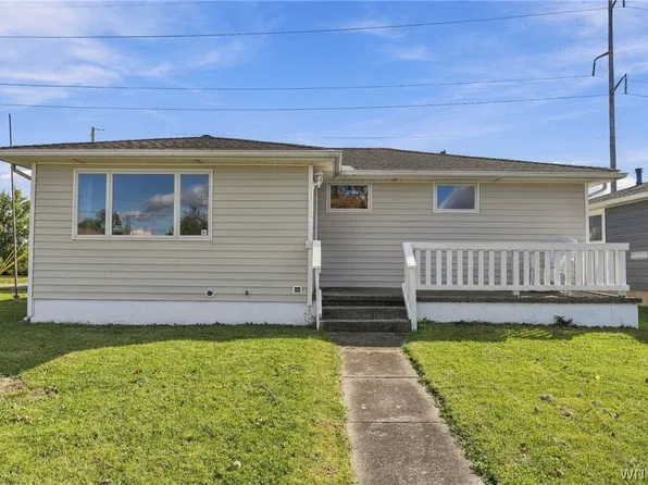 129 Satinwood Dr, Cheektowaga, NY 14225