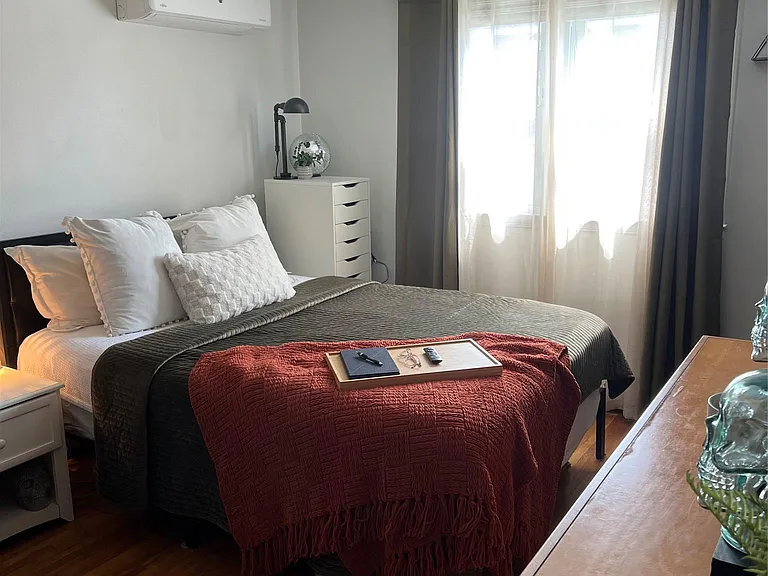 644 E Olive St #UPPER — Photo 9