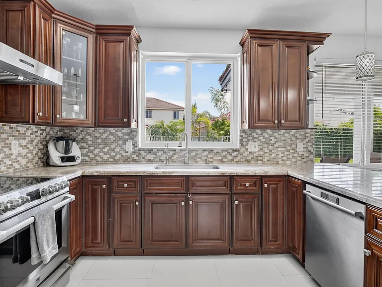 3701 Condor Ct — Photo 15