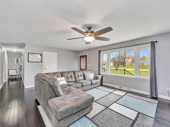 5th image of 7453 Morris Rd