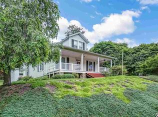 640 Fishing Creek Valley Rd, Harrisburg, PA 17112