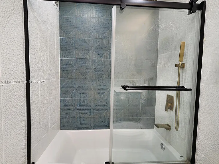 3505 S Ocean Dr #1502 — Photo 21