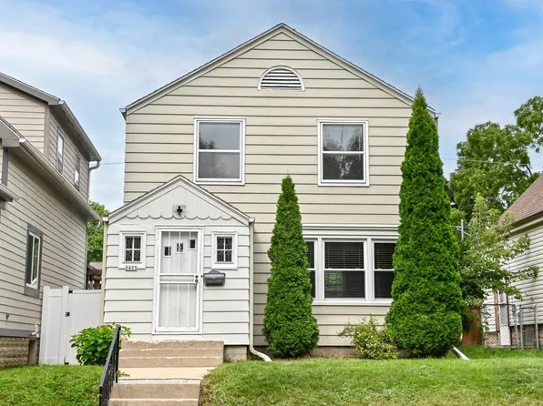 2433 South 63rd STREET, West Allis, WI 53219