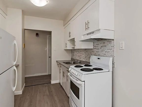4th image of 8115 123rd Ave NW #1