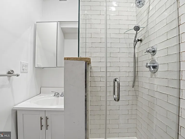 1807 Wylie St — Photo 20