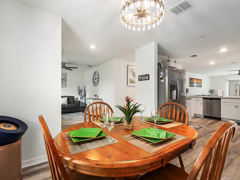 9748 N Vaughn Dr — Photo 17